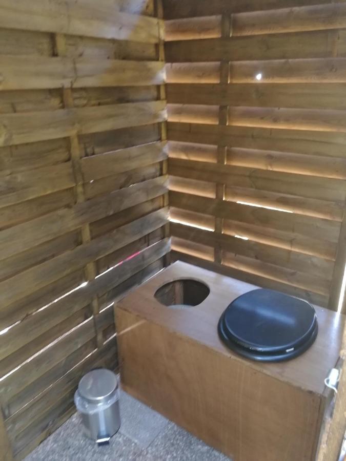tente insolite 1 à 5 personnes Plouray Extérieur photo